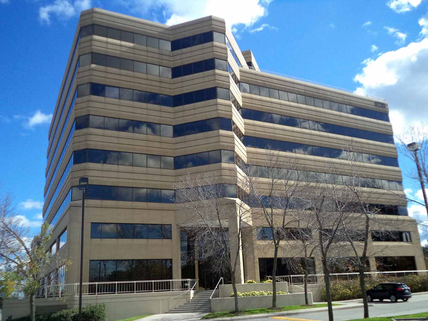 Zemlar - 6733 Mississauga Road